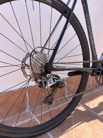 Używany Cannondale Superx Shimano GRX 2020 Road & Gravel — zdjęcie 4 z 10