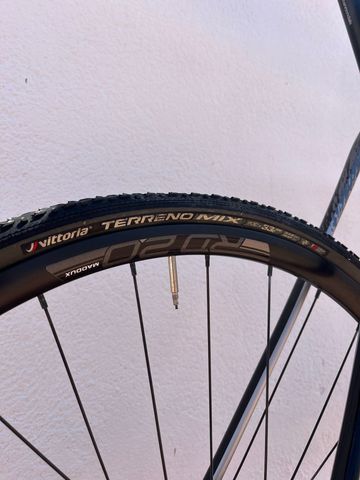 Używany Cannondale Superx Shimano GRX 2020 Road & Gravel — zdjęcie 5 z 10