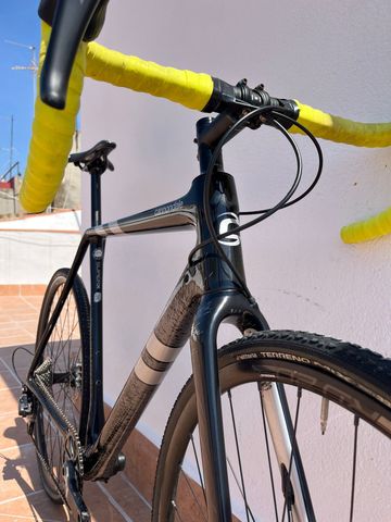 Używany Cannondale Superx Shimano GRX 2020 Road & Gravel — zdjęcie 3 z 10
