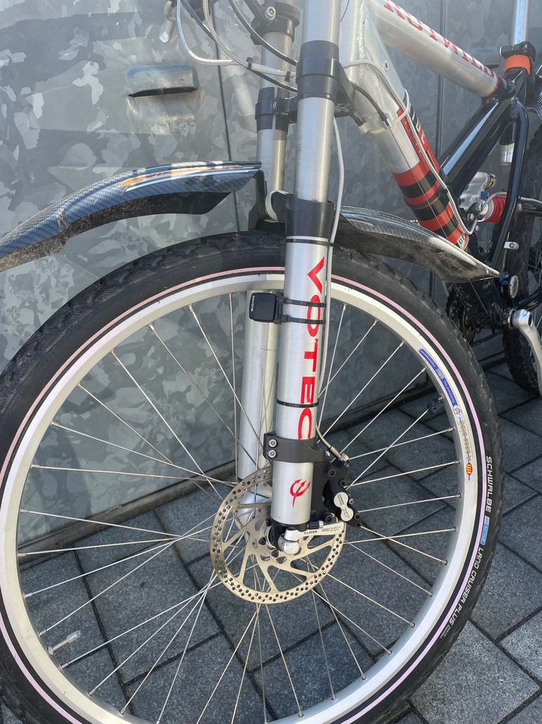 Rotwild RFR 01 2000 Mountainbike usato, Grigio chiaro — immagine 5 di 14