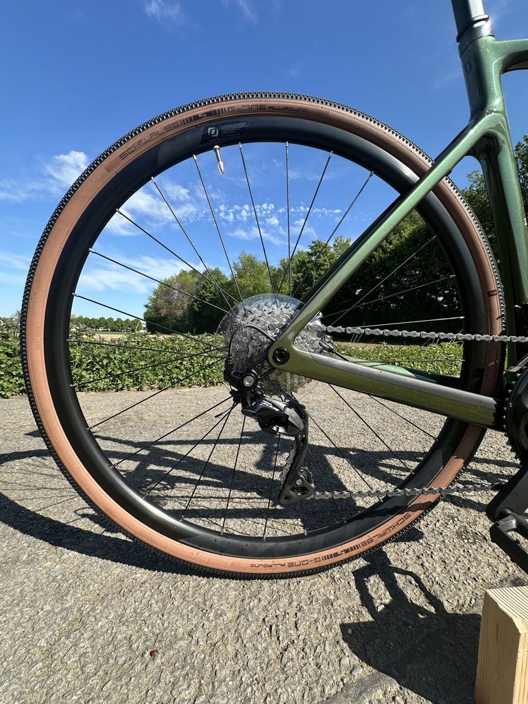 Used Scott Metrix 10 2024 Road & Gravel, Green — image 6 of 27
