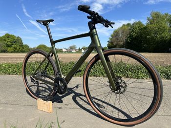 Used Scott Metrix 10 2024 Road & Gravel, Green — image 2 of 27
