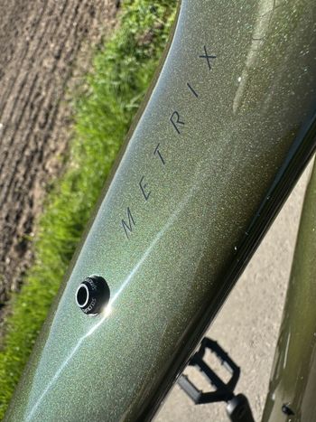 Used Scott Metrix 10 2024 Road & Gravel, Green — image 23 of 27