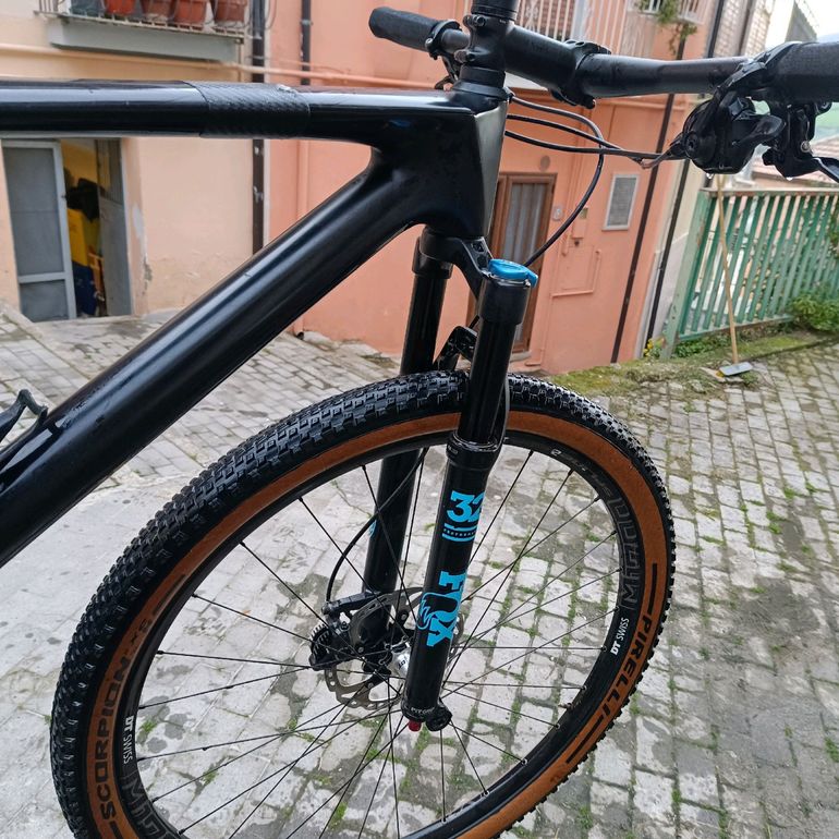 Used Focus Raven SRAM GX Eagle 2018 Mountainbike, Black — image 13 of 14