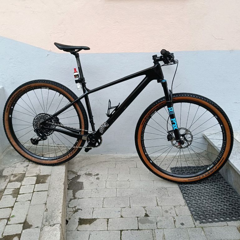 Used Focus Raven SRAM GX Eagle 2018 Mountainbike, Black — image 1 of 14