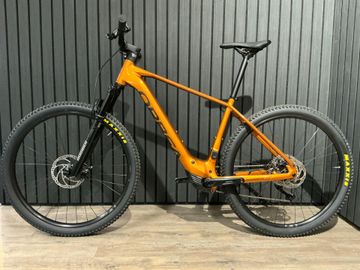Used Orbea URRUN 30 2023 2023 Mountainbike, Orange, 29 — image 7 of 10