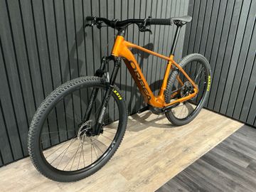 Used Orbea URRUN 30 2023 2023 Mountainbike, Orange, 29 — image 8 of 10