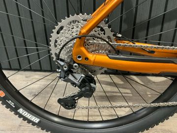Used Orbea URRUN 30 2023 2023 Mountainbike, Orange, 29 — image 5 of 10