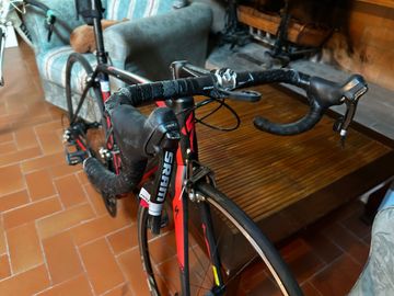 Brugt Specialized Tarmac SL4 Pro SRAM RED Mid-Compact 2012 2012 Road & Gravel — billede 2 af 4