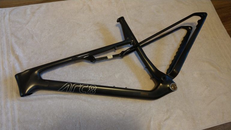 Used ARC8 Evolve FS Frameset 2024 Mountainbike, Black — image 2 of 6