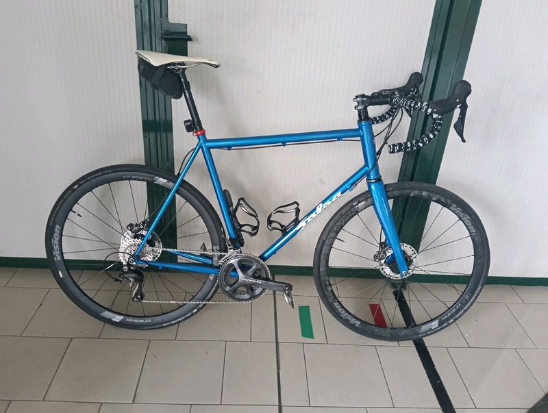 Tweedehands Salsa Colossal 2015 Road & Gravel