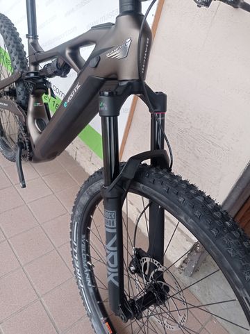 Used Bianchi e-Vertic FX-Type SX 2024 2024 Mountainbike, Green, 29 — image 6 of 11