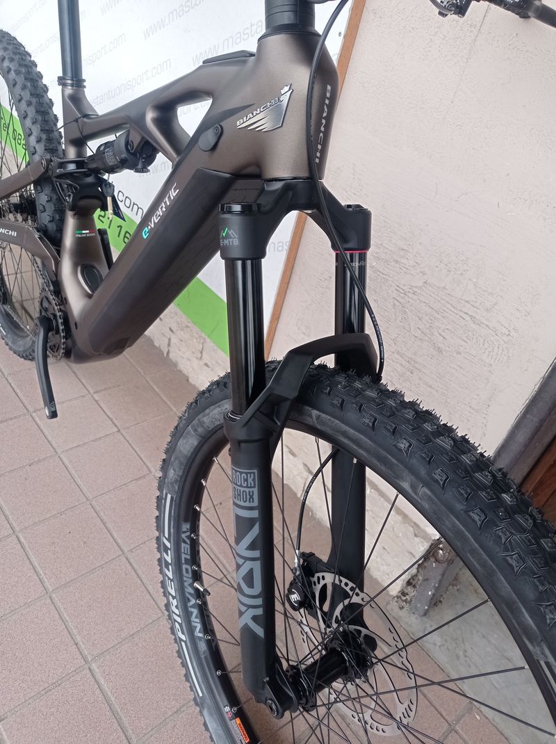 Used Bianchi e-Vertic FX-Type SX 2024 2024 Mountainbike, Green, 29 — image 6 of 11