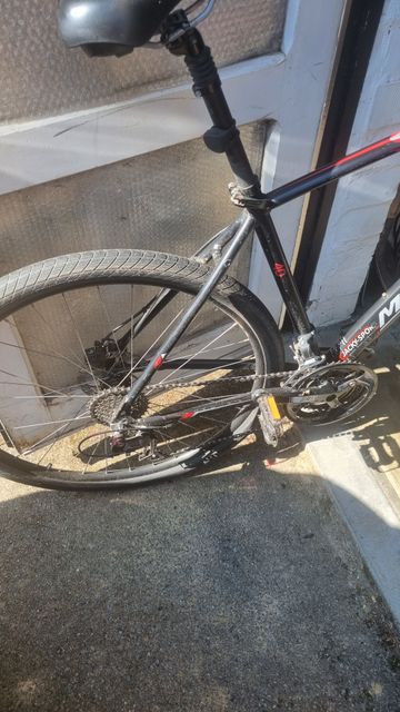 Gebrauchtes MERIDA Crossway 40 2022 Road & Gravel, Schwarz — Bild 5 von 5