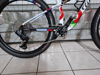 Used Wilier Urta Max Slr OLIPOP 2024 Mountainbike, White — image 2 of 12