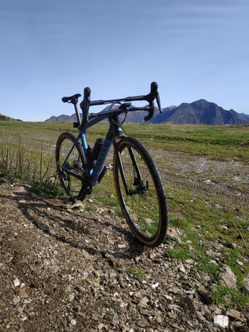 Used Canyon Grail CF SL 7.0 2020 2020 Road & Gravel, Blue — image 2 of 5
