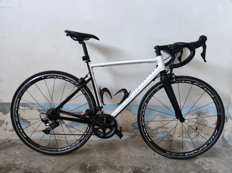 Used Van rysel EDR AF Road Bike, / - Ultegra 2021 Road & Gravel, White — image 1 of 4