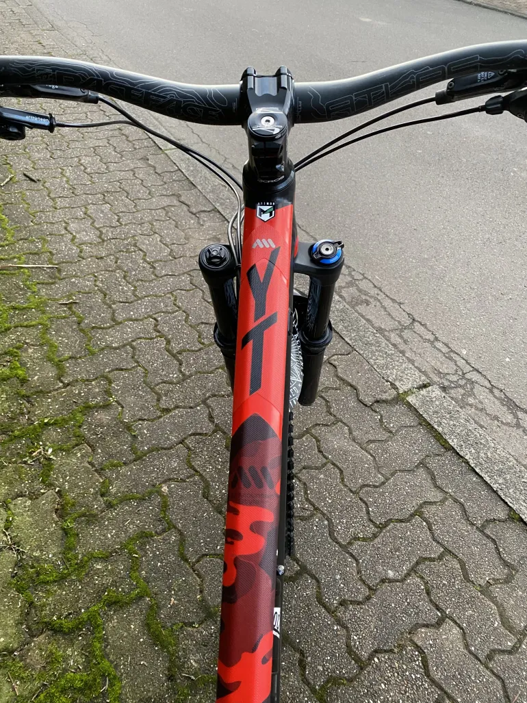 Used YT Industries Capra 2017 Mountainbike — image 2 of 5