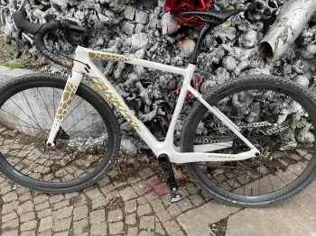 Used Parkpre K1 Gravel AXS 2022 Road & Gravel, Light Gray — image 3 of 4