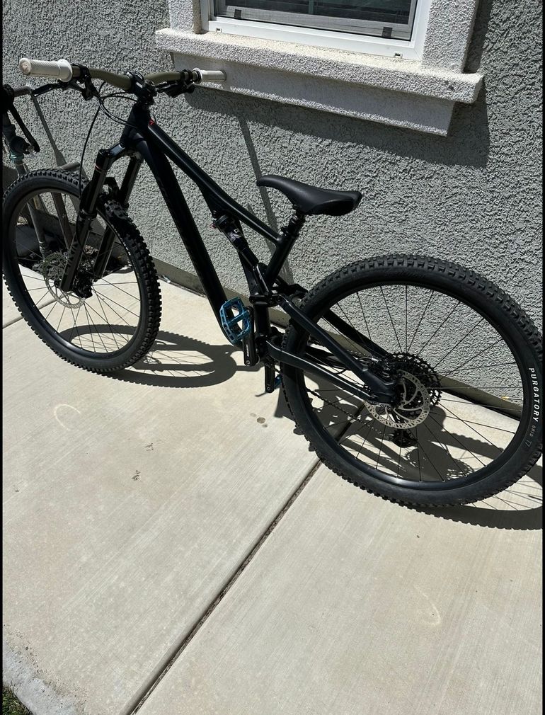 Used Specialized Stumpjumper Alloy 2023 2023 Mountainbike, Black, 29 — image 6 of 13