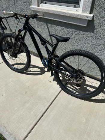 Used Specialized Stumpjumper Alloy 2023 2023 Mountainbike, Black, 29 — image 12 of 13