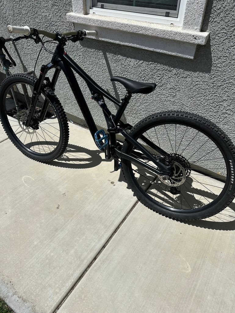 Used Specialized Stumpjumper Alloy 2023 2023 Mountainbike, Black, 29 — image 12 of 13