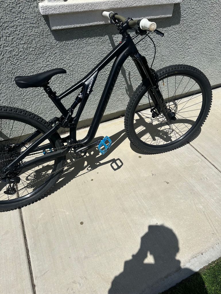 Used Specialized Stumpjumper Alloy 2023 2023 Mountainbike, Black, 29 — image 11 of 13
