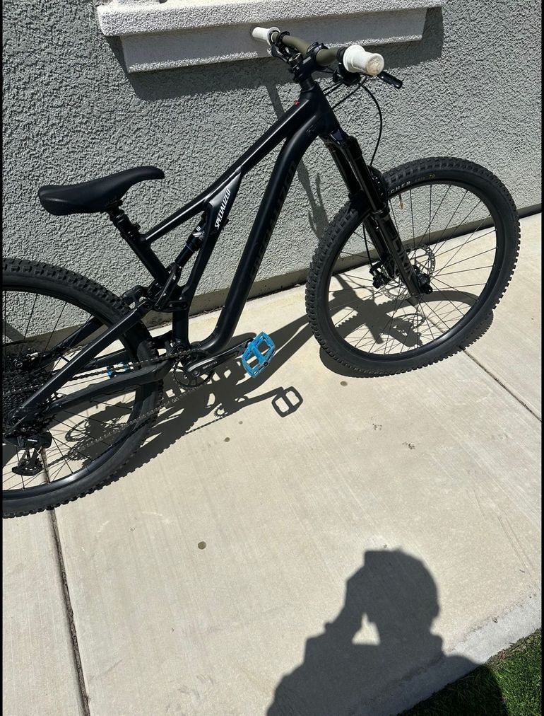 Used Specialized Stumpjumper Alloy 2023 2023 Mountainbike, Black, 29 — image 9 of 13