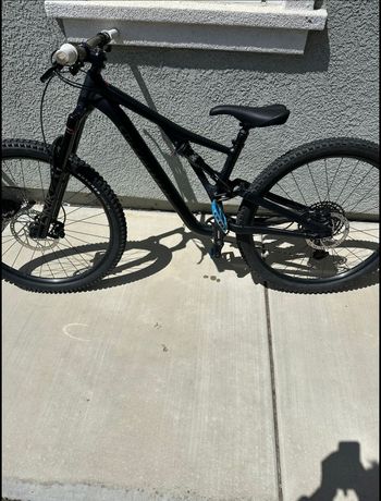 Used Specialized Stumpjumper Alloy 2023 2023 Mountainbike, Black, 29 — image 7 of 13