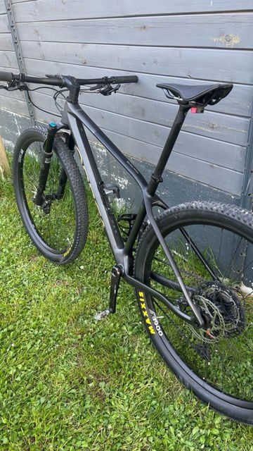 Gebrauchtes Orbea Alma Shimano Deore XT 2024 Mountainbike, Schwarz — Bild 3 von 9