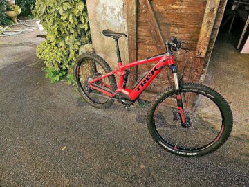 Used Trek Powerfly 7 2017 MTB