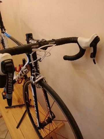 Brugt Focus IZALCO PRO L.S.D. 3T-UCI 2015 Road & Gravel — billede 2 af 5