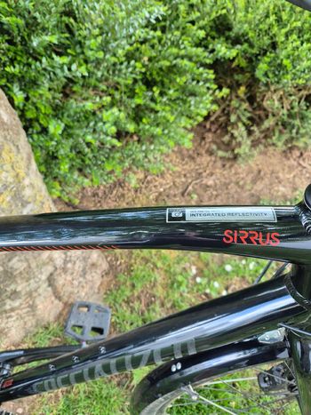 Used Specialized Sirrus 3.0 2022 Road & Gravel, Black — image 5 of 6