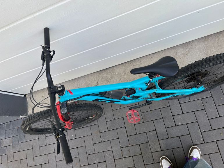 Używany GT Force 29 Elite 2021 2021 Mountainbike — zdjęcie 4 z 6