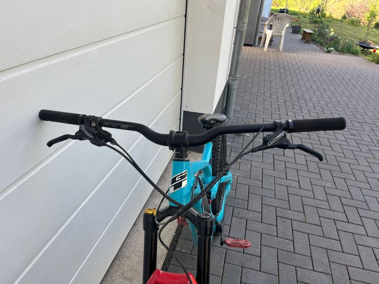 Używany GT Force 29 Elite 2021 2021 Mountainbike — zdjęcie 5 z 6