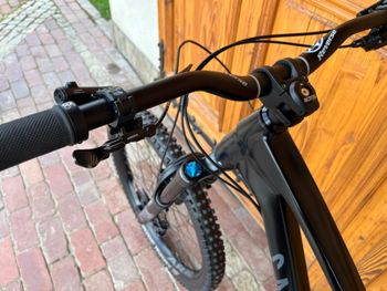 Used Canyon Torque 7 2021 2021 Mountainbike, Black, 27.5 — image 13 of 19