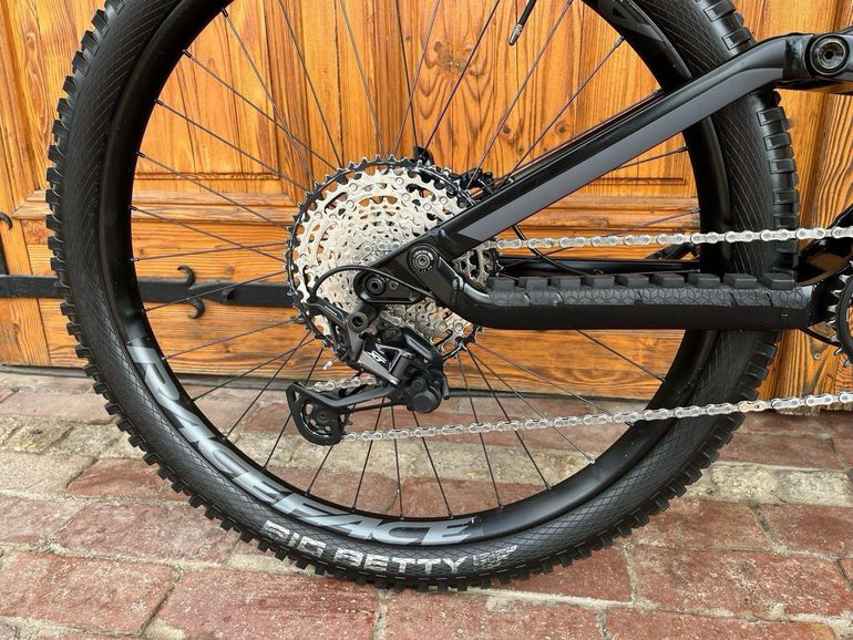 Used Canyon Torque 7 2021 2021 Mountainbike, Black, 27.5 — image 5 of 19