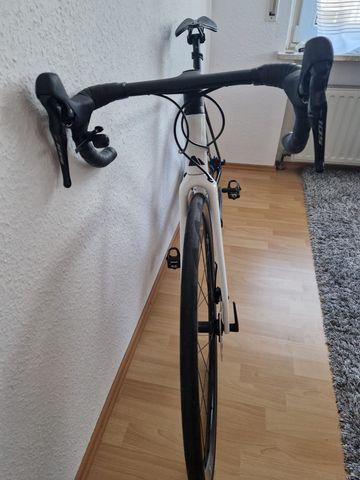 Canyon Ultimate CF SL 7 2024 2024 Road & Gravel d'occasion — image 3 sur 19
