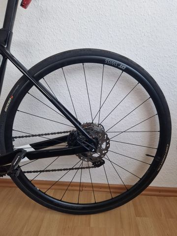 Canyon Ultimate CF SL 7 2024 2024 Road & Gravel d'occasion — image 7 sur 19