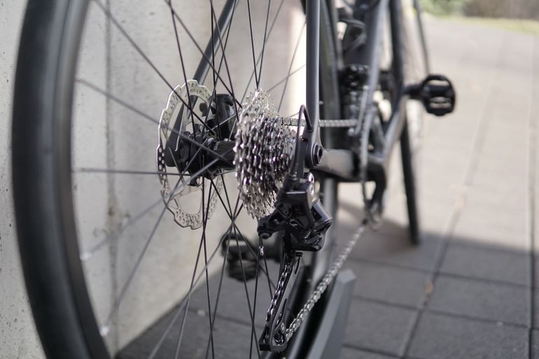 Used Orbea Orca M30 2025 2025 Road & Gravel, Black — image 3 of 9