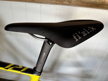 Used Scott Addict RC 30 2021 2021 Road & Gravel — image 16 of 19