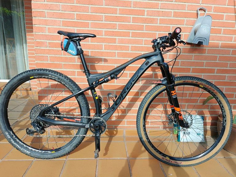 Used Orbea M30 GX EAGLE 2019 2019 Mountainbike, Black — image 1 of 12