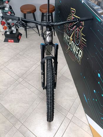 Used BH Ilynx+ Sl 2025 Mountainbike, Light Gray — image 2 of 5