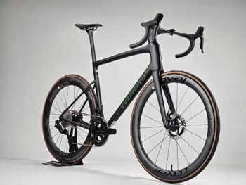 Specialized, S-Works Tarmac SL8 - Shimano Dura-Ace Di2 2025
