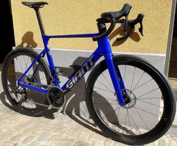 Used Giant Propel Advanced 1 2024 2024 Road & Gravel, Blue — image 8 of 8