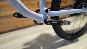 Used Specialized Chisel 2025 2025 Mountainbike, Light Gray, 29 — image 12 of 13