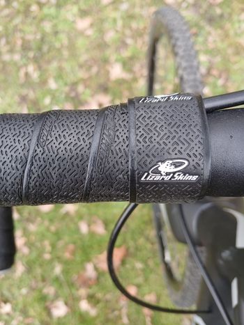 Used Specialized CruX Sport E5 2018 2018 Road & Gravel, Black — image 8 of 18