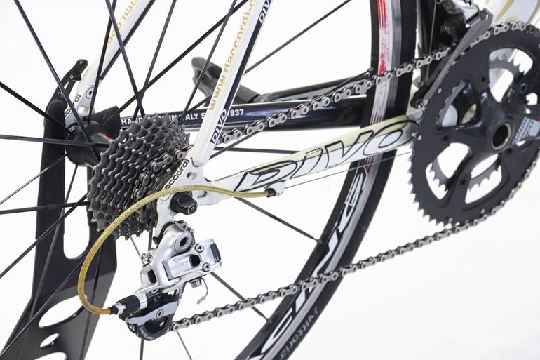 Used Daccordi Divo 2010 Road & Gravel, White — image 7 of 8