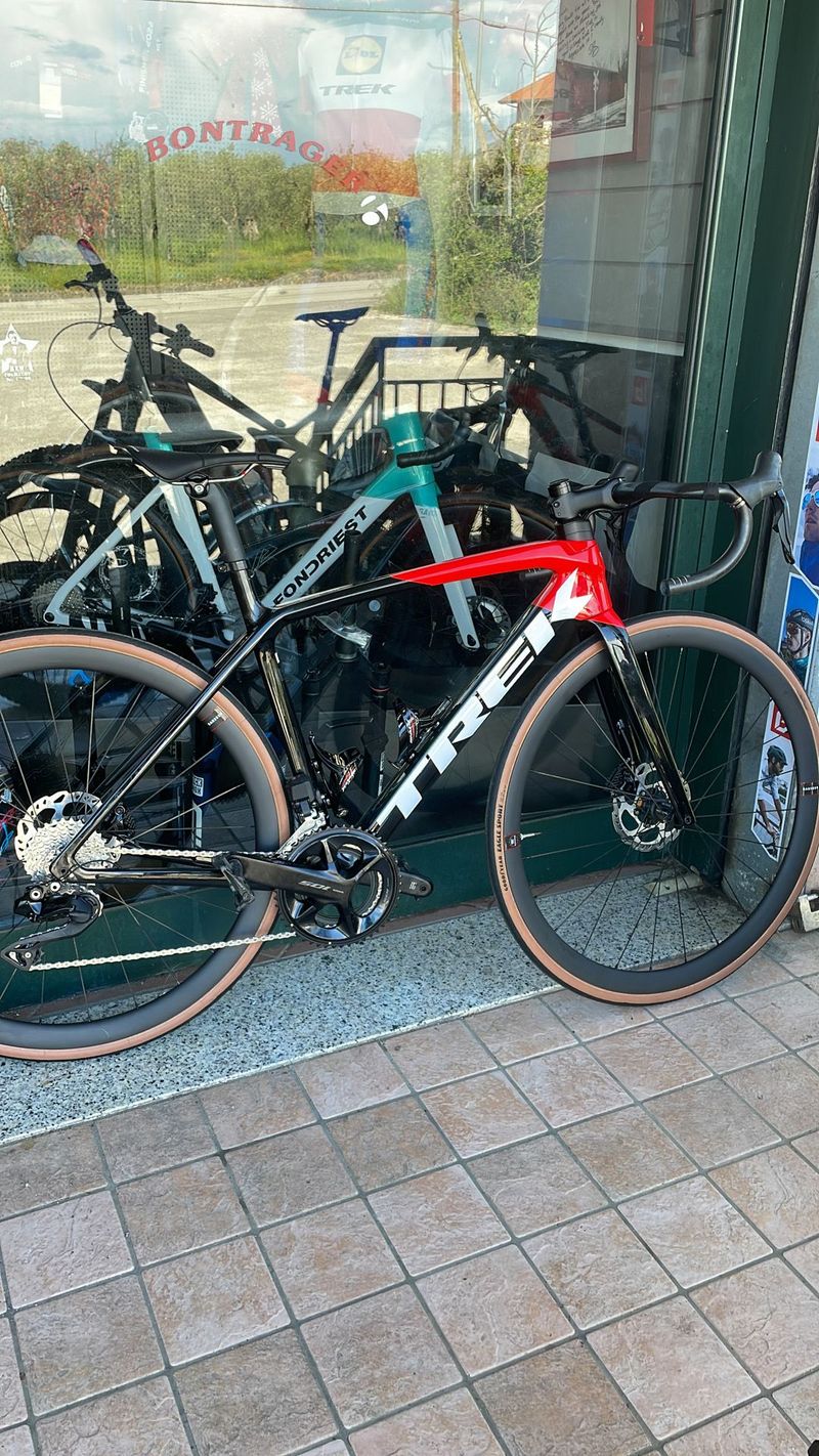 Used Trek Émonda SL 6 2024 2024 Road & Gravel