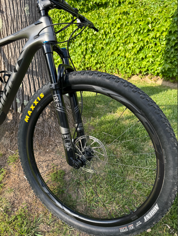 Gebrauchtes Giant Anthem Advanced Pro 29 1 2019 2019 Mountainbike, Hellgrau, 29 — Bild 12 von 17